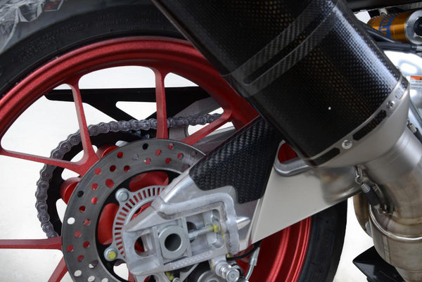 Garde de swing de swing en fibre de carbone (côté droit), Aprilia RSV4 RR / RF 15- / RSV4 1100 Factory 19-20 / V4 Tuono [R] 15-