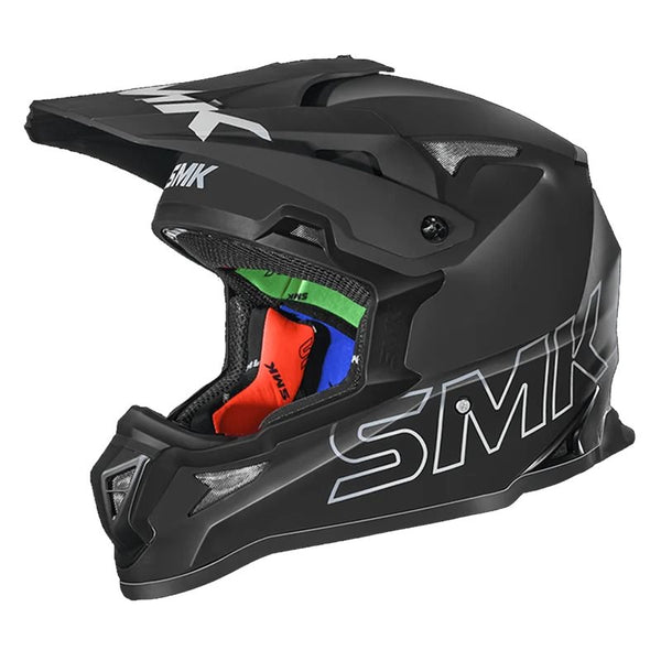 Casque smk tout le noir mat